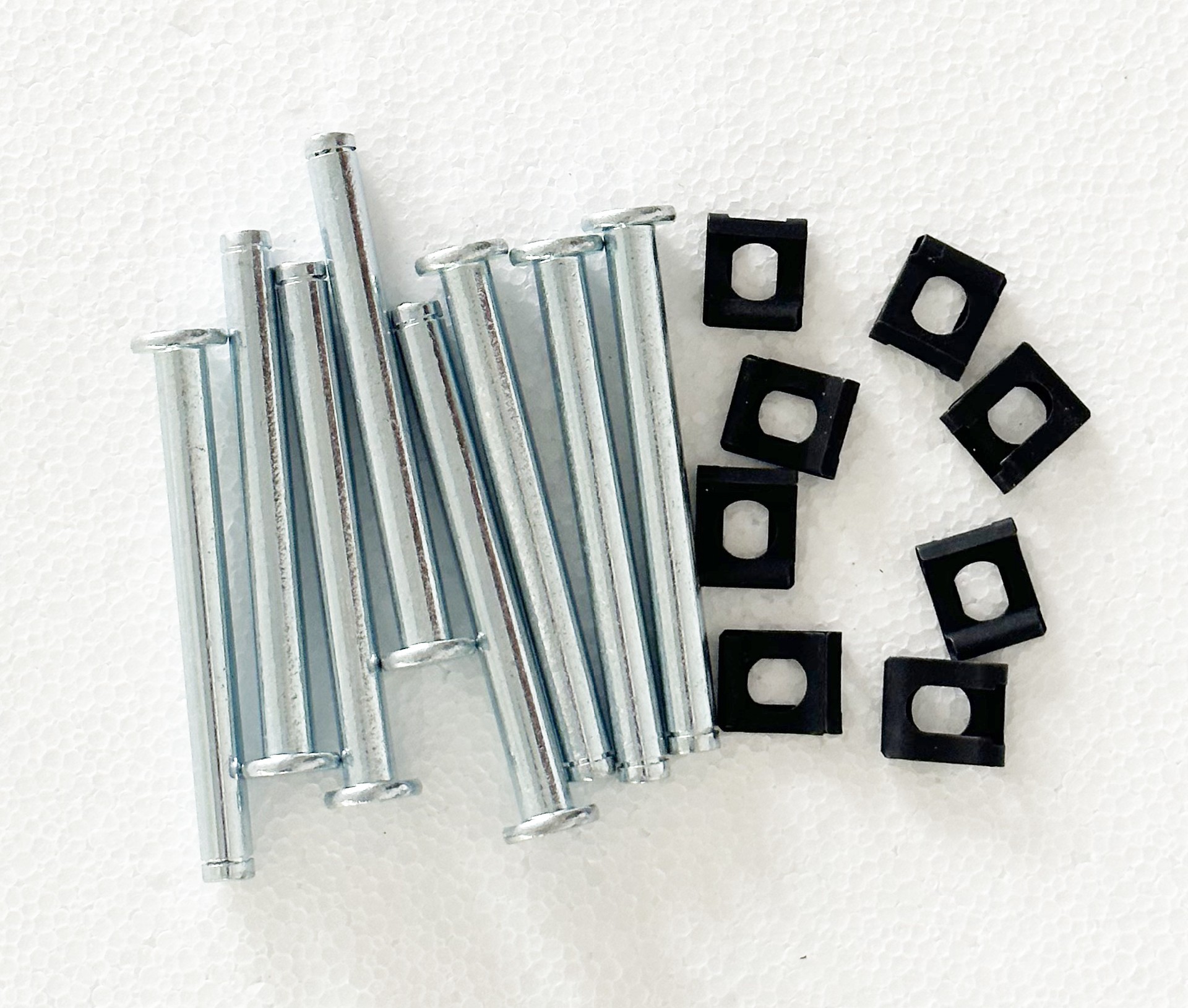 FREIGHTLINER RADIATOR: 2010-2013 M2 106